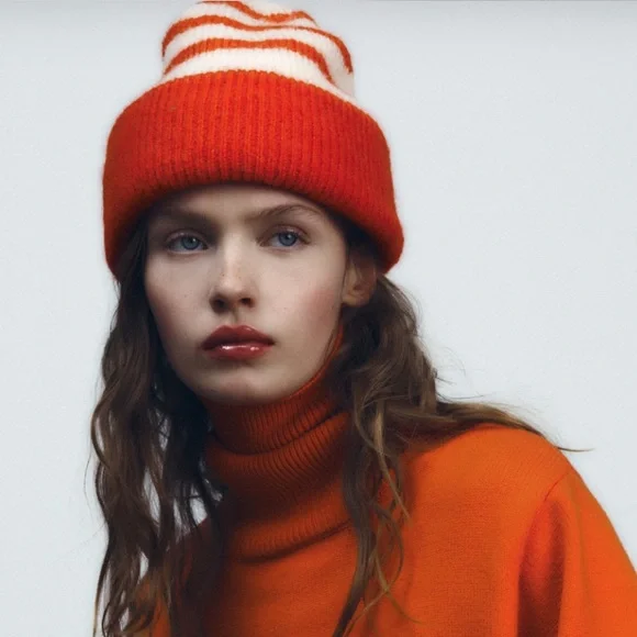 Zara turned-up knit beanie TURN-UP KNIT BEANIE - Burgundy | ZARA United Kingdom main image 3